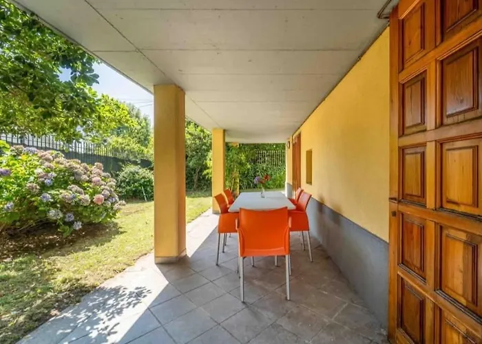 Casa Al 66 * Донго